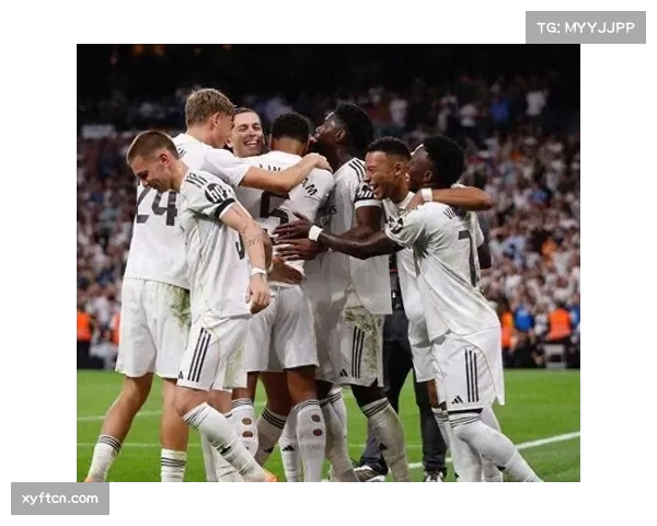 皇马中场组织核心缺阵难题 阿隆索三后卫体系磨合遇挑战